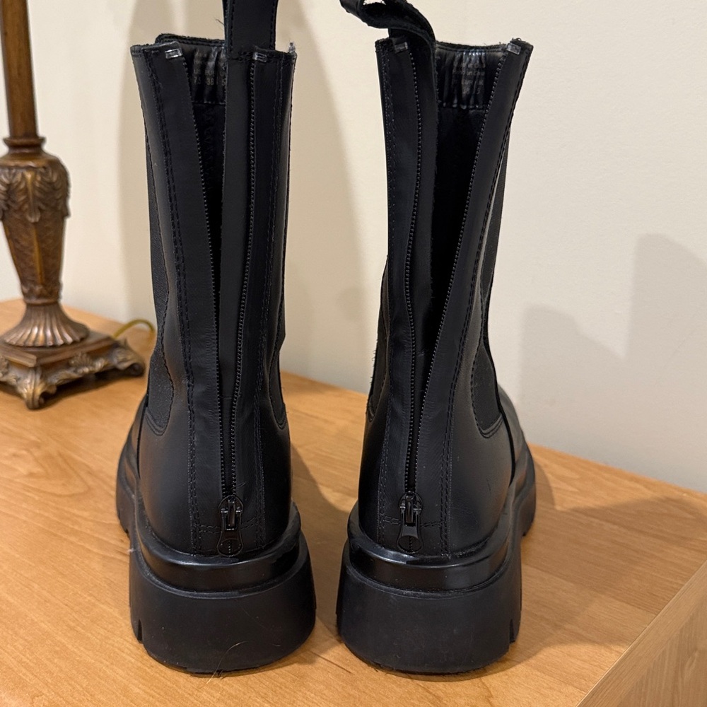 ALDO Black Boots size 7,5 - Picture 5 of 10
